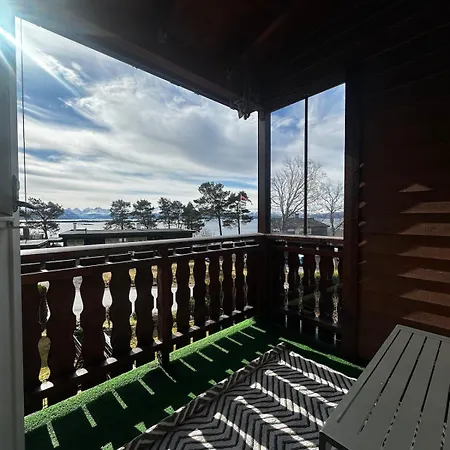 Family-friendly Townhouse For Rent Molde
