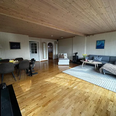 Tatil Evi Family-friendly Townhouse For Rent