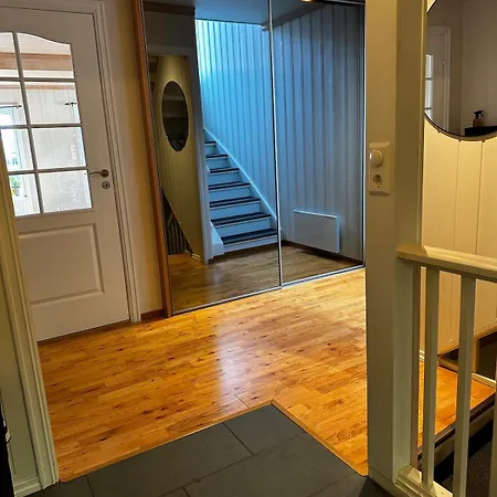 Family-friendly Townhouse For Rent * Molde